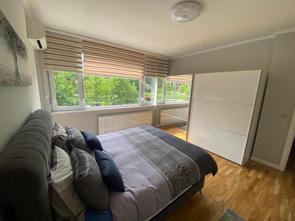 Apartman "Amy Delux" Зеница Экстерьер фото