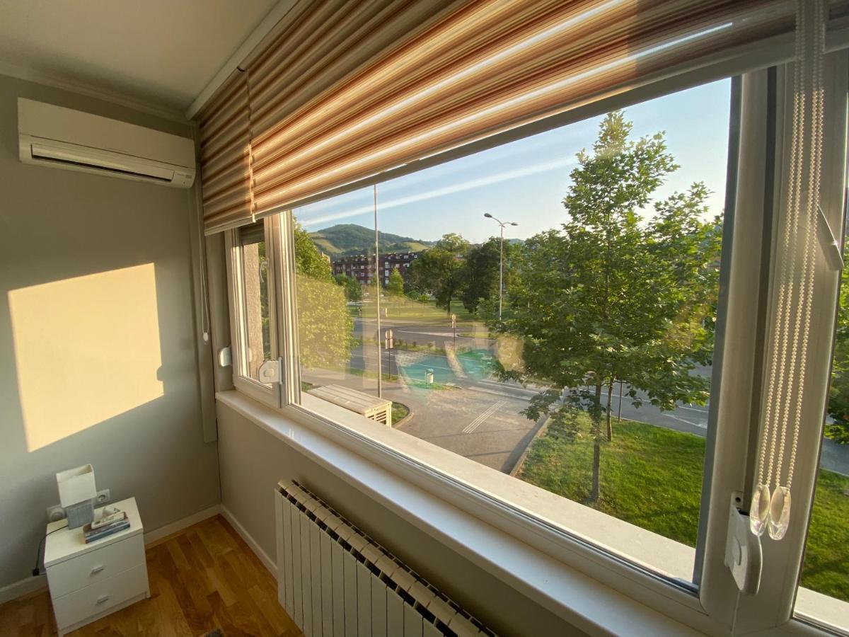 Apartman "Amy Delux" Зеница Экстерьер фото